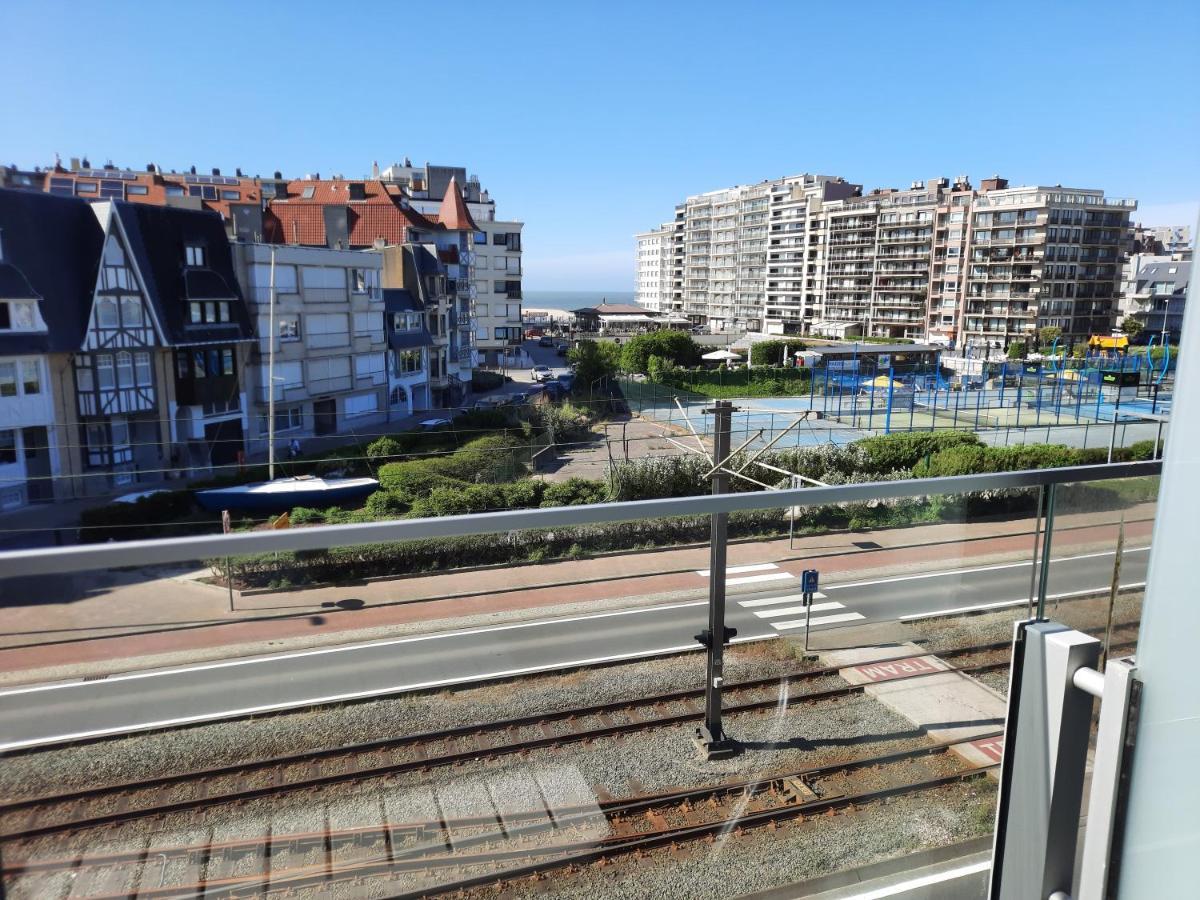 Beachstudio Westende With Sea View Миделкерке Екстериор снимка