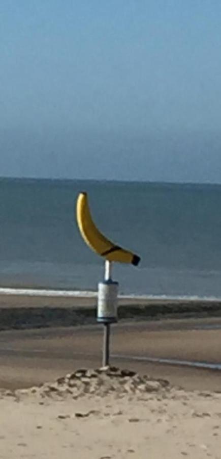 Beachstudio Westende With Sea View Миделкерке Екстериор снимка