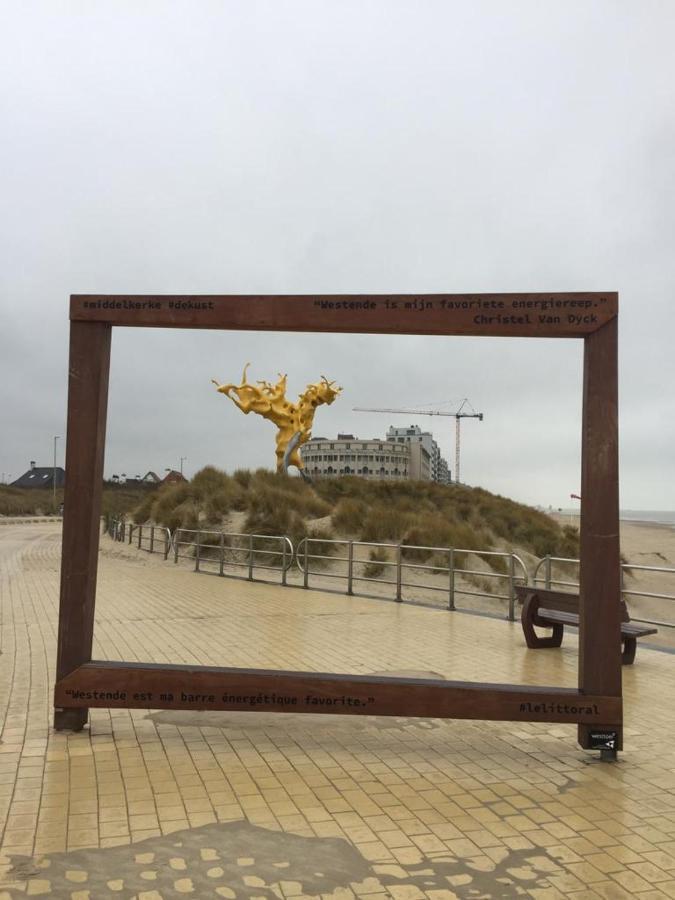 Beachstudio Westende With Sea View Миделкерке Екстериор снимка