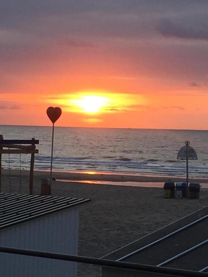 Beachstudio Westende With Sea View Миделкерке Екстериор снимка